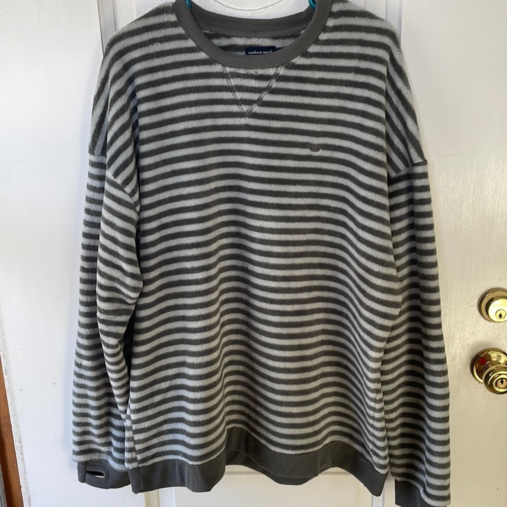 Southern Marsh crewneck sweatshirt, size XL